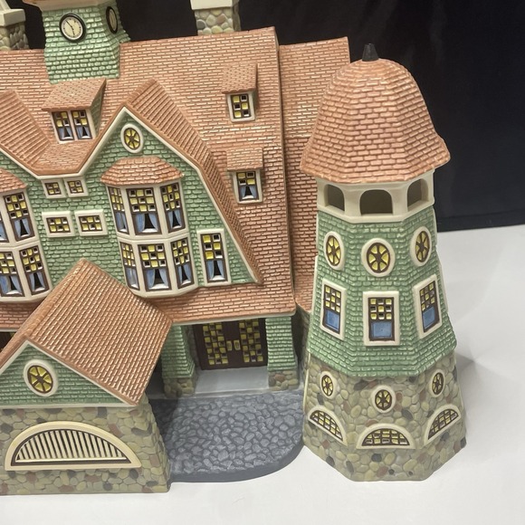 Department 56 Seasons Bay First Edition Grandview Shores Hotel #53300 Dept READ* - Picture 3 of 16